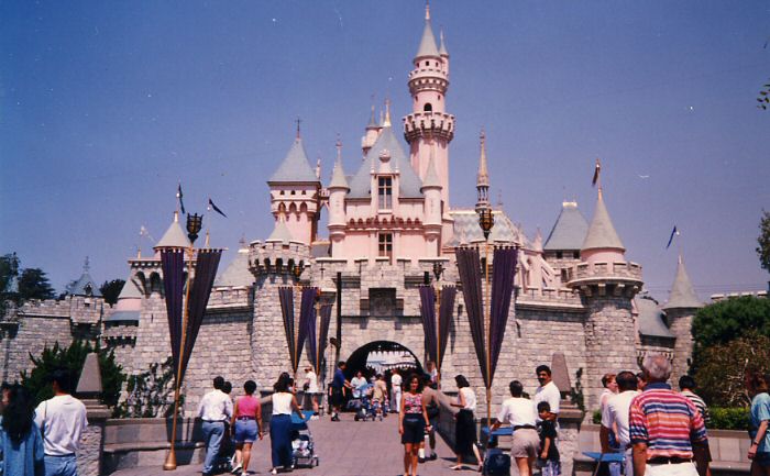 DisneyLand