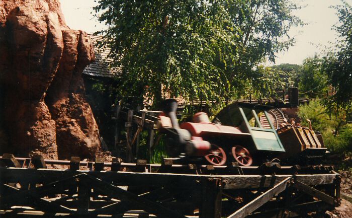 DisneyLand