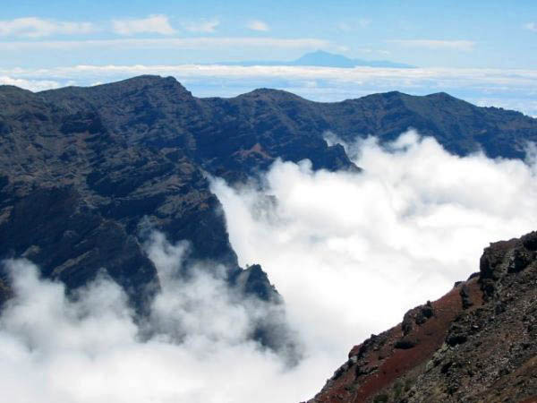 Caldera de Taburiente National Park - View over Tenerife island