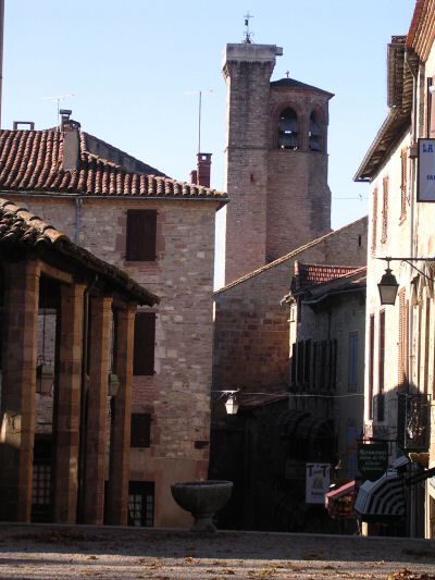 Cordes sur Ciel - Plaza del mercado cubierto