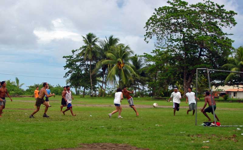 Tortuguero - Campo de futbol