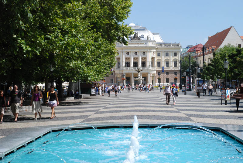 Hviezdoslavovo nam