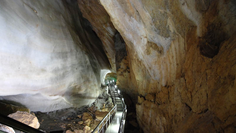 Cueva de hielo de Dobšinská