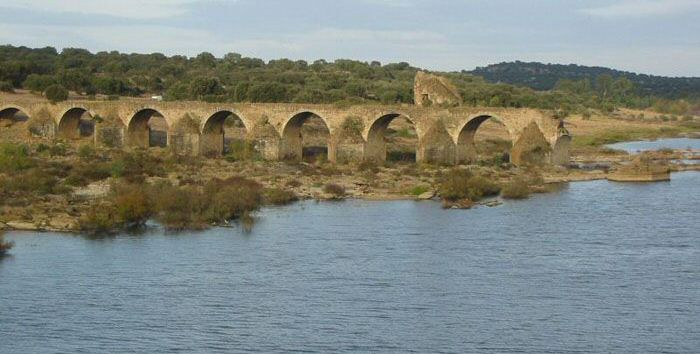 Puente de Nuestra Señora de Ayuda,