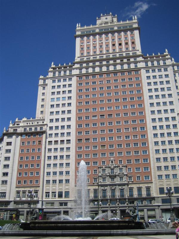 Plaza Espa&ntilde;a (Spain square)<BR>Espa&ntilde;a building