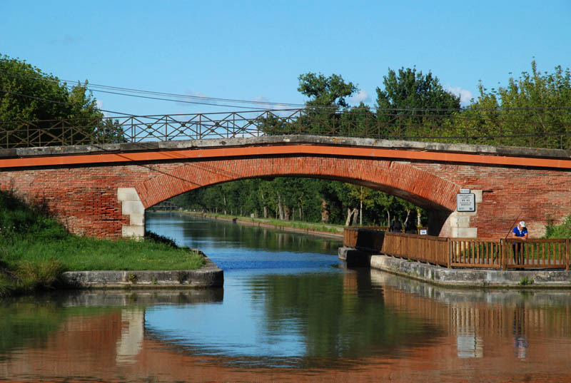 Canal of Montech