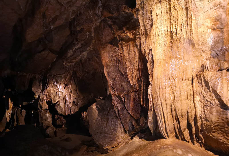 Marble arch caves