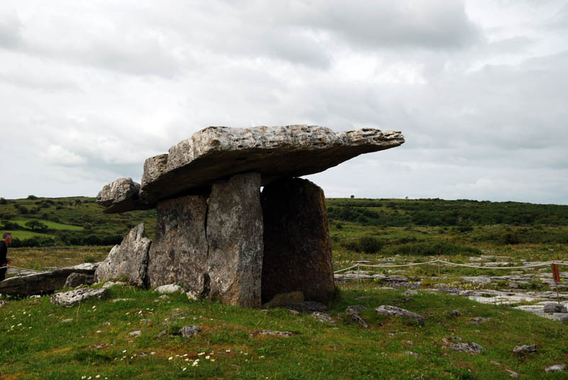 Dolmen de Poulnabrone