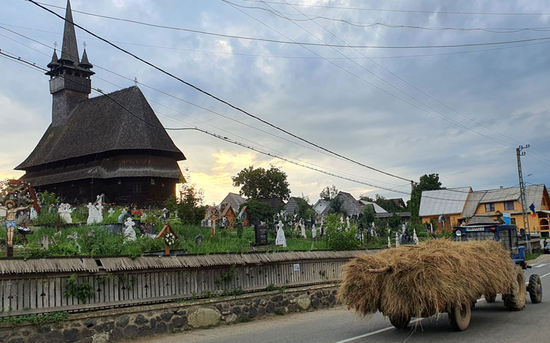 Budesti - The wooden church of St. Nicholas