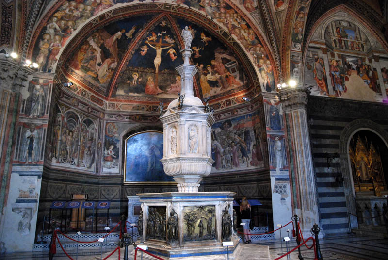 Siena - Duomo - Baptistry